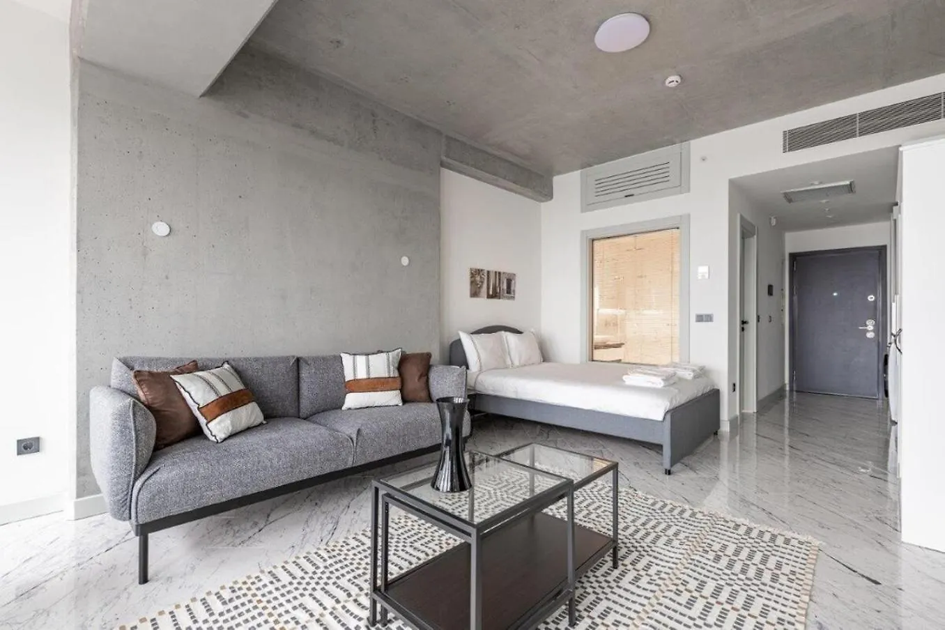 Trendy Cool Bright Studio Parking Poolviews! #254 Stambuł